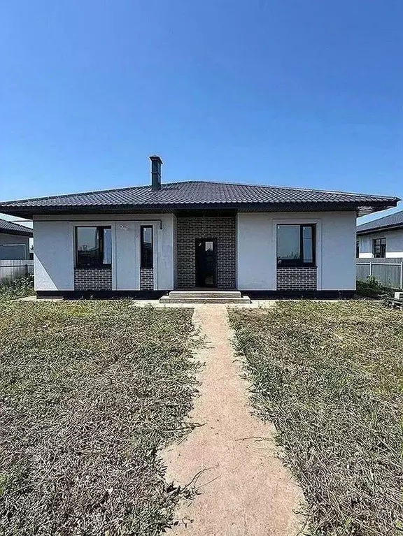 Дом в Ростовская область, Каменск-Шахтинский пер. Зеленый Курган (110 ... - Фото 1