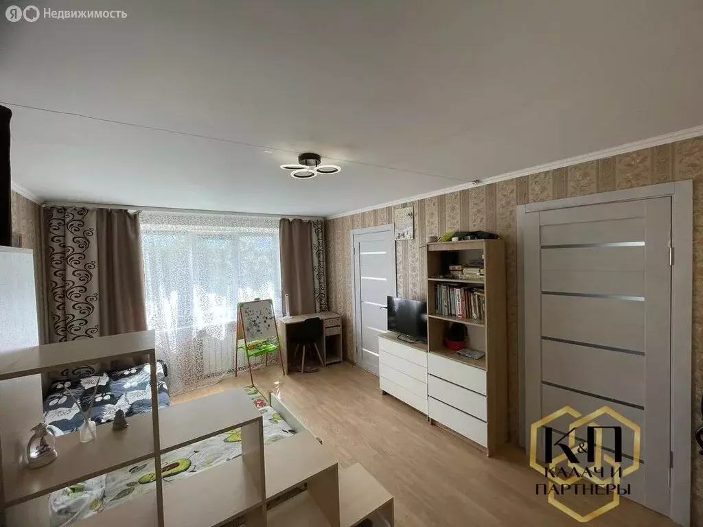 3-комнатная квартира: Полевской, улица Карла Маркса, 22 (61.6 м) - Фото 0
