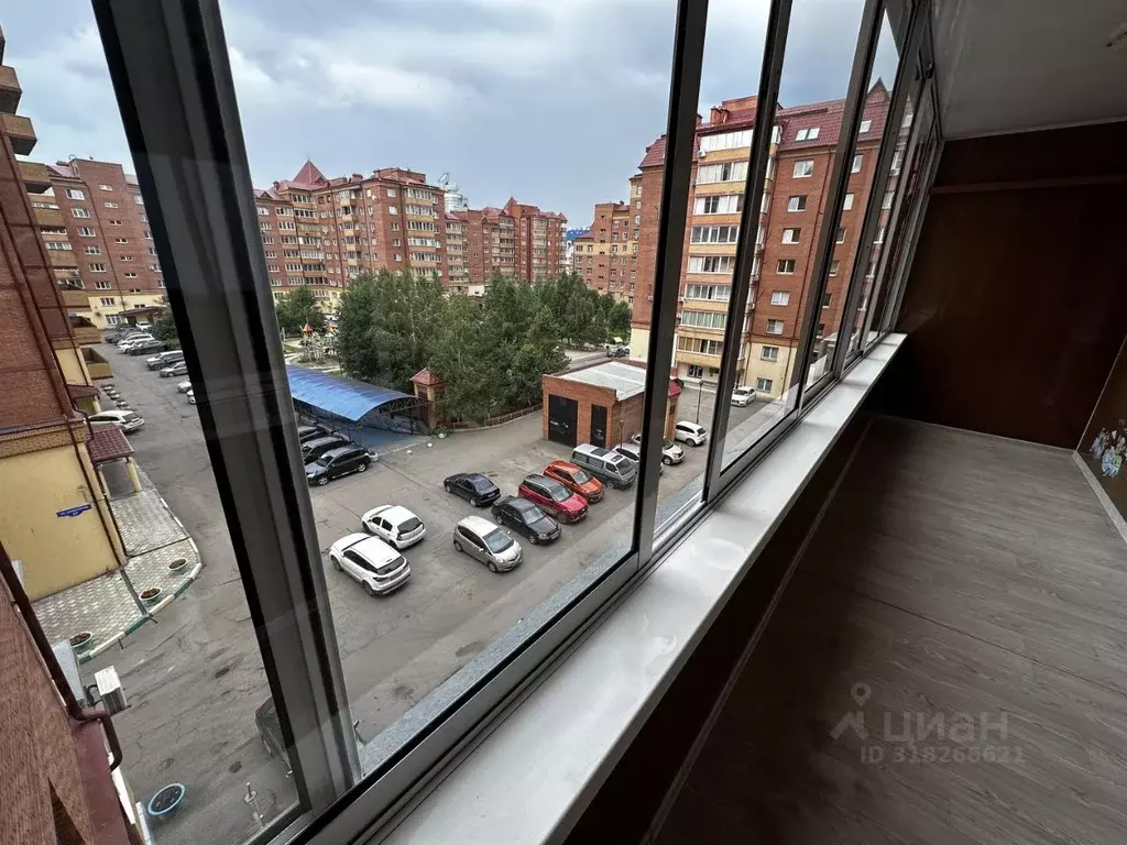 3-к кв. Красноярский край, Красноярск ул. Авиаторов, 29 (115.0 м) - Фото 1