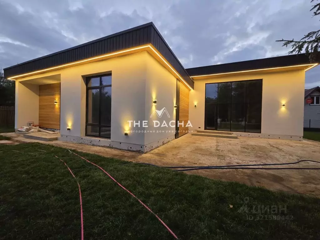 Дом в Калужская область, Малоярославецкий район, Коллонтай с/пос, д. ... - Фото 2