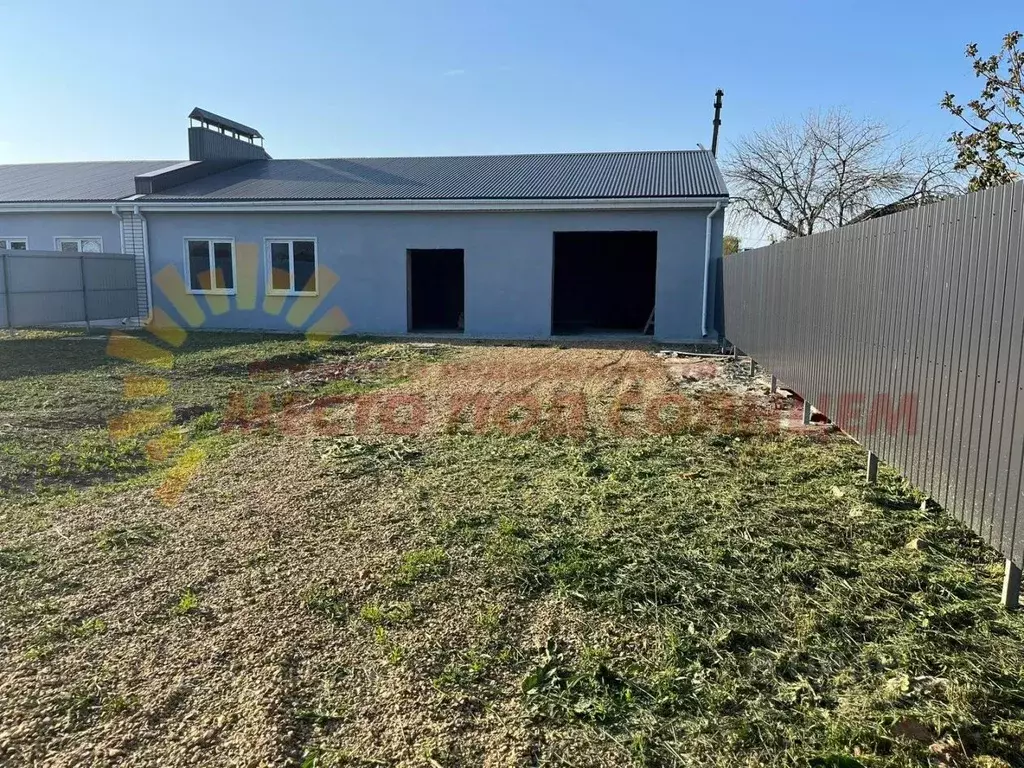 Таунхаус в Краснодарский край, Ейское городское поселение, пос. ... - Фото 1