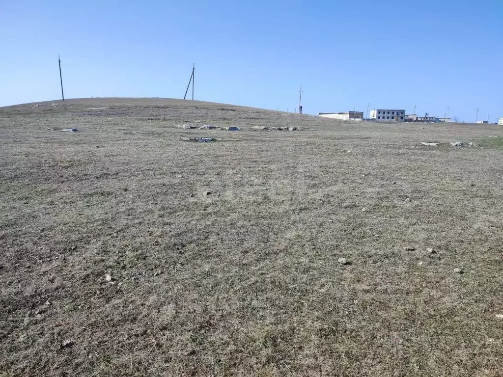 Участок в Крым, Симферопольский район, с. Урожайное ул. Медицинская ... - Фото 1