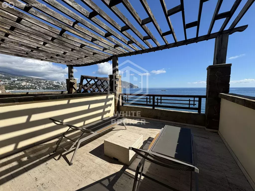 3-комнатная квартира: Гурзуф, набережная Пушкина, 11 (121 м) - Фото 0