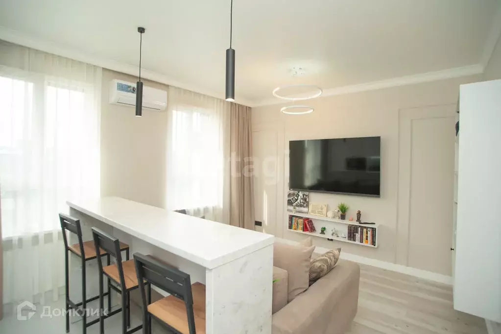 Продаётся 3-к квартира, 61.9 м - Фото 1