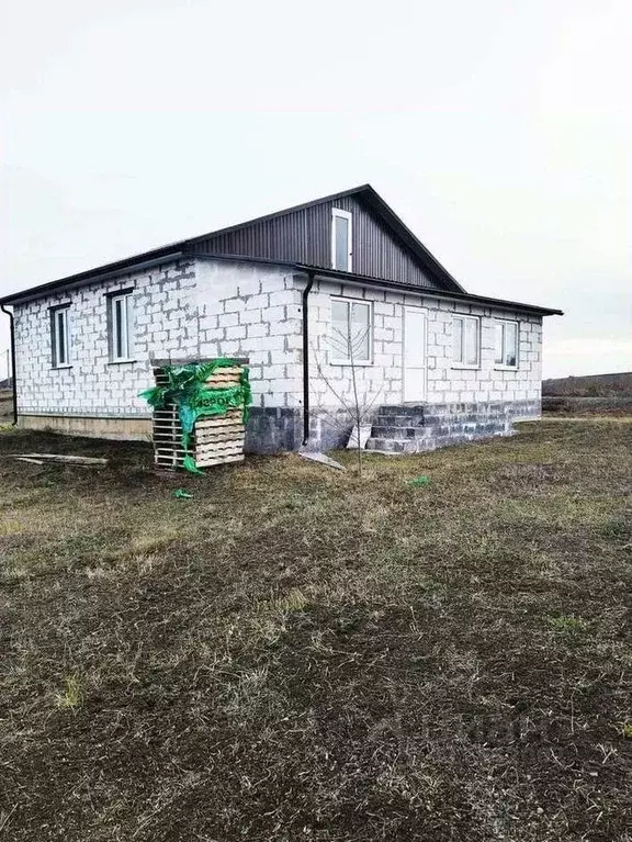 Дом в Белгородская область, Белгородский район, Беловское с/пос, с. ... - Фото 0