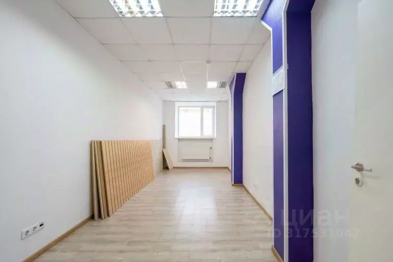 Торговая площадь в Санкт-Петербург Заозерная ул., 8к2 (74 м) - Фото 1