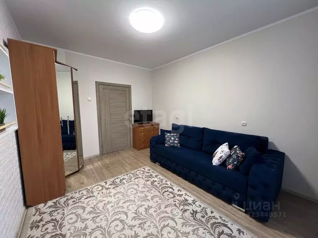 1-к кв. Тюменская область, Тюмень Солнечный проезд, 5 (36.0 м) - Фото 1