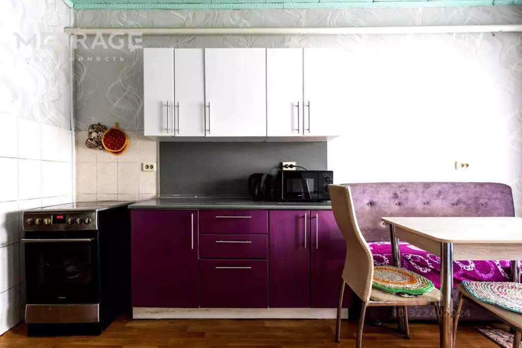 Дом в Новосибирская область, Новосибирск ул. Юрия Смирнова, 74 (75 м) - Фото 1