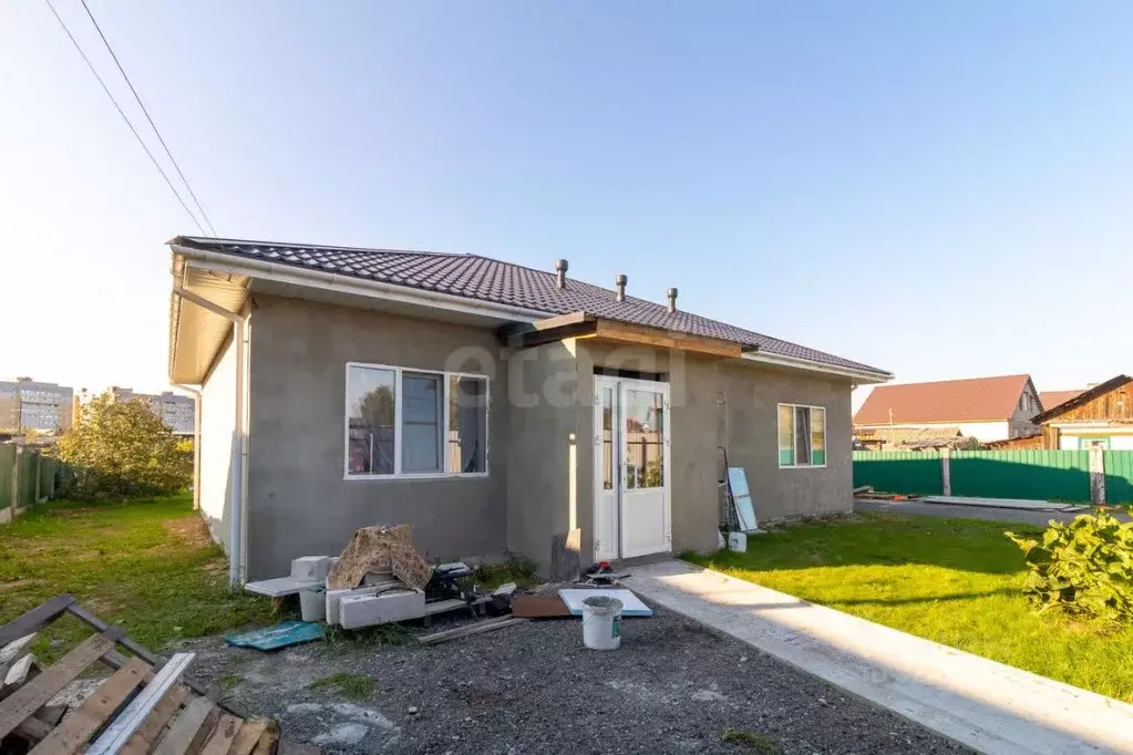 Дом в Тюменская область, Тюмень Парфеново мкр, ул. Жданова (119 м) - Фото 1