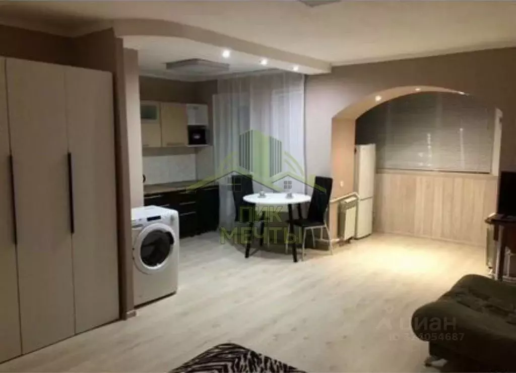 1-к кв. Бурятия, Улан-Удэ ул. Ленина, 9 (32.4 м) - Фото 1