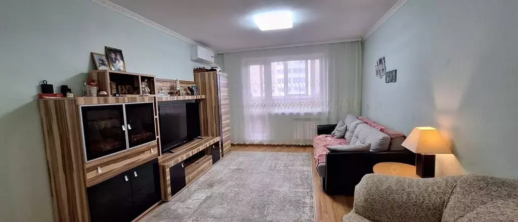 3-к кв. Свердловская область, Екатеринбург ул. Черняховского, 40 (65.0 ... - Фото 1