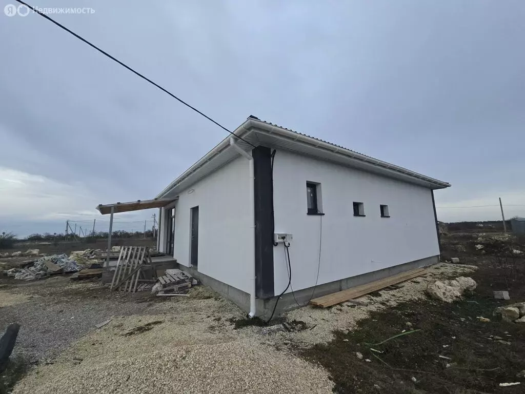 Дом в Трудовское сельское поселение, Симферопольский ров (120 м) - Фото 2