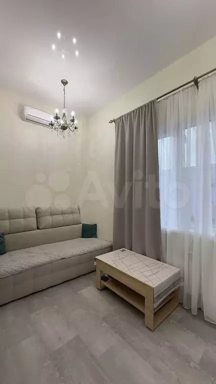 1-к. квартира, 42 м, 1/5 эт. - Фото 1