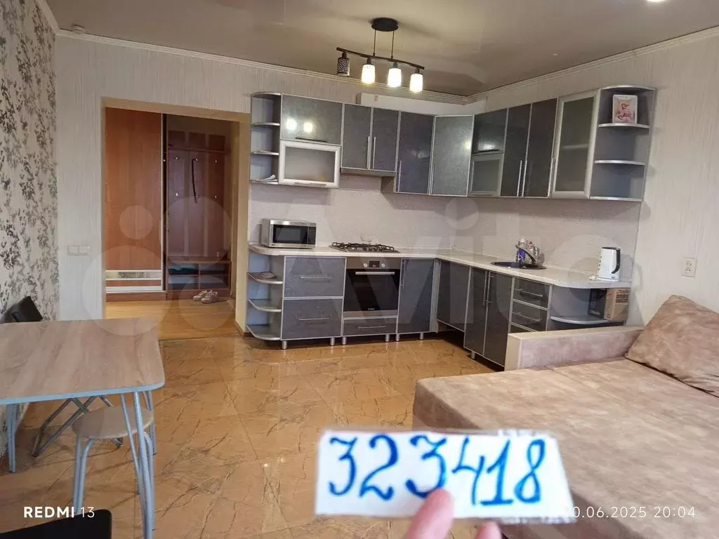 2-к. квартира, 70 м, 8/8 эт. - Фото 1