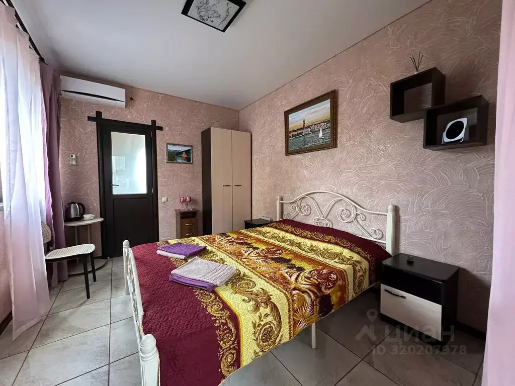 Комната Краснодарский край, Сочи Светлана мкр, ул. Джигитская, 7 - Фото 0