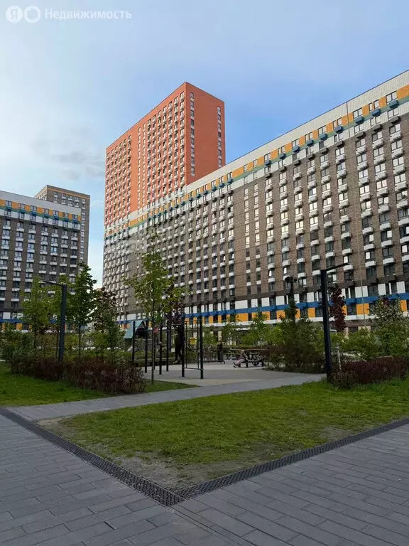 2-комнатная квартира: Люберцы, улица Лётчика Ларюшина, 4к1 (51 м) - Фото 1