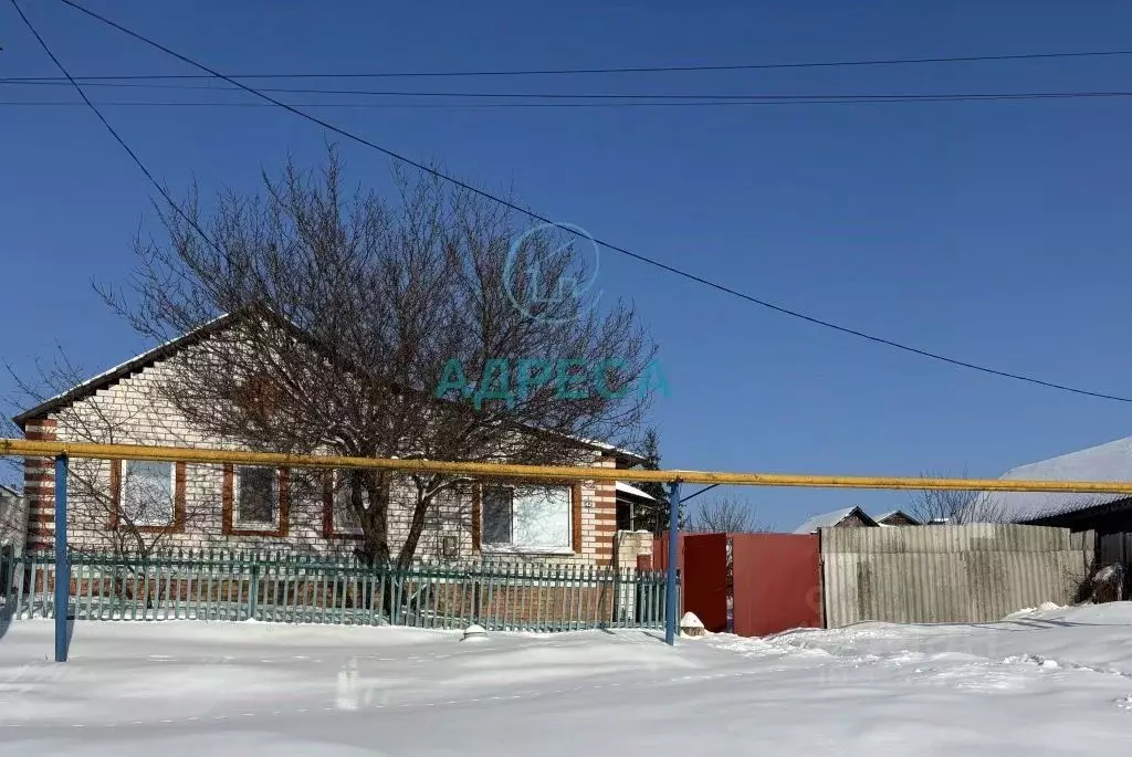 Дом в Белгородская область, Новый Оскол Рождественская ул. (65 м) - Фото 1