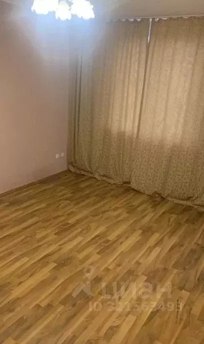 Студия Свердловская область, Екатеринбург ул. Славянская, 49 (33.0 м) - Фото 0