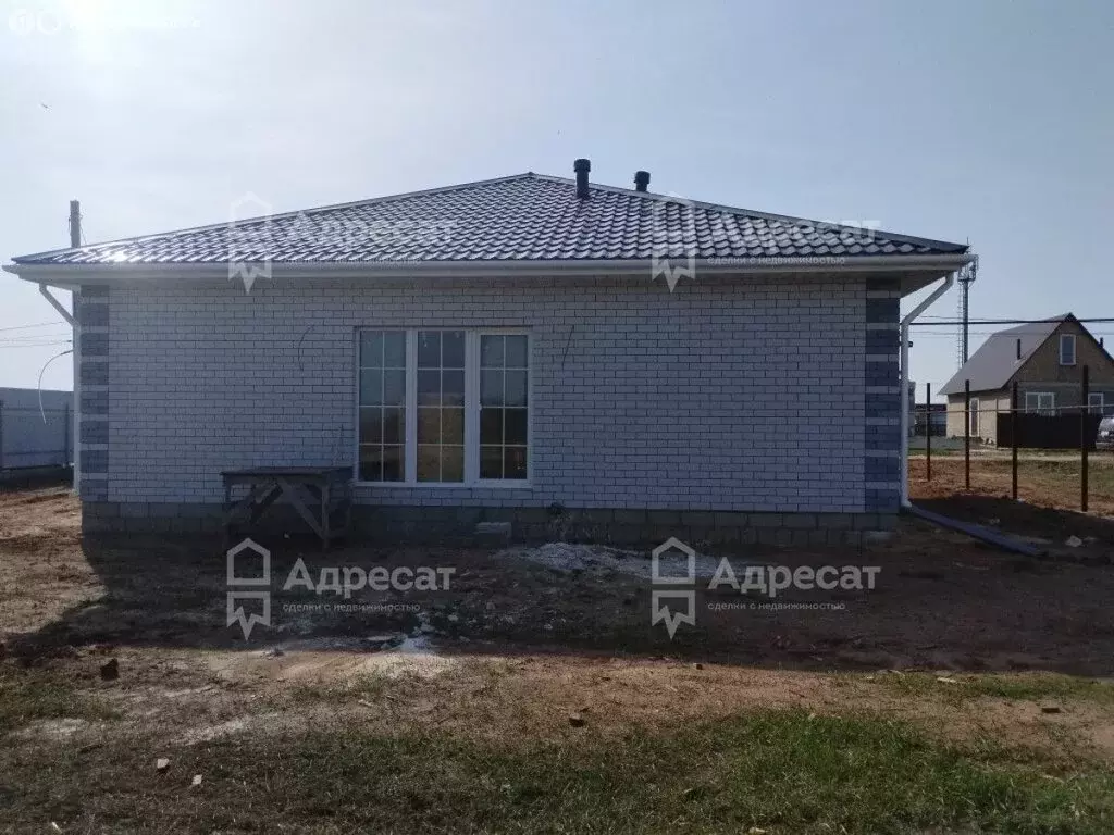 Дом в Волгоградская область, рабочий посёлок Городище, Сосновая улица ... - Фото 0