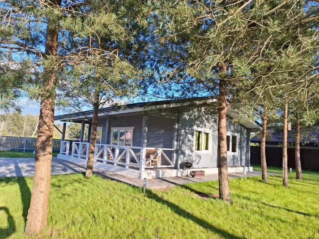 Дом в Псковская область, Псковский район, Логозовская волость, д. ... - Фото 1