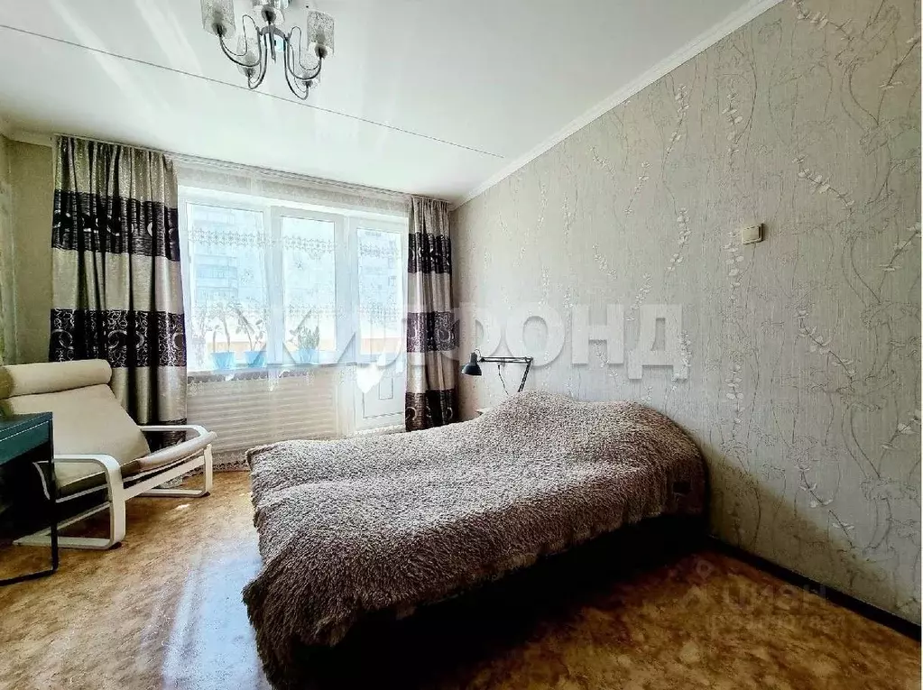 1-к кв. Новосибирская область, Новосибирск ул. Пархоменко, 82 (28.6 м) - Фото 1