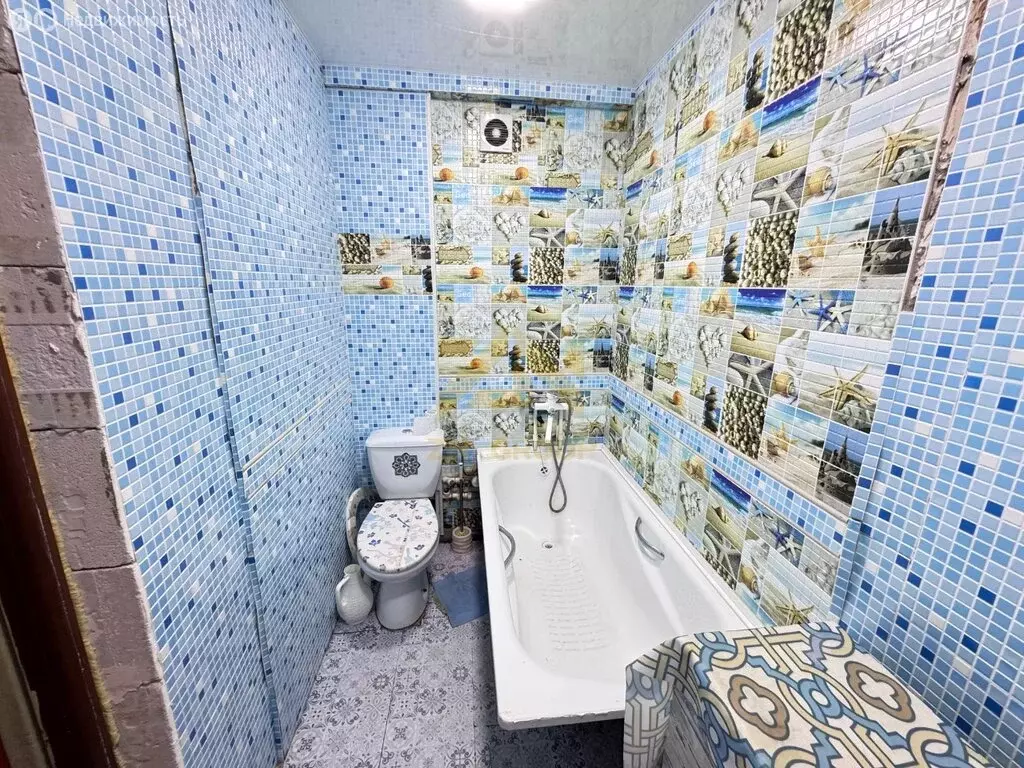 3-комнатная квартира: Каспийск, улица Орджоникидзе, 22 (60 м) - Фото 1