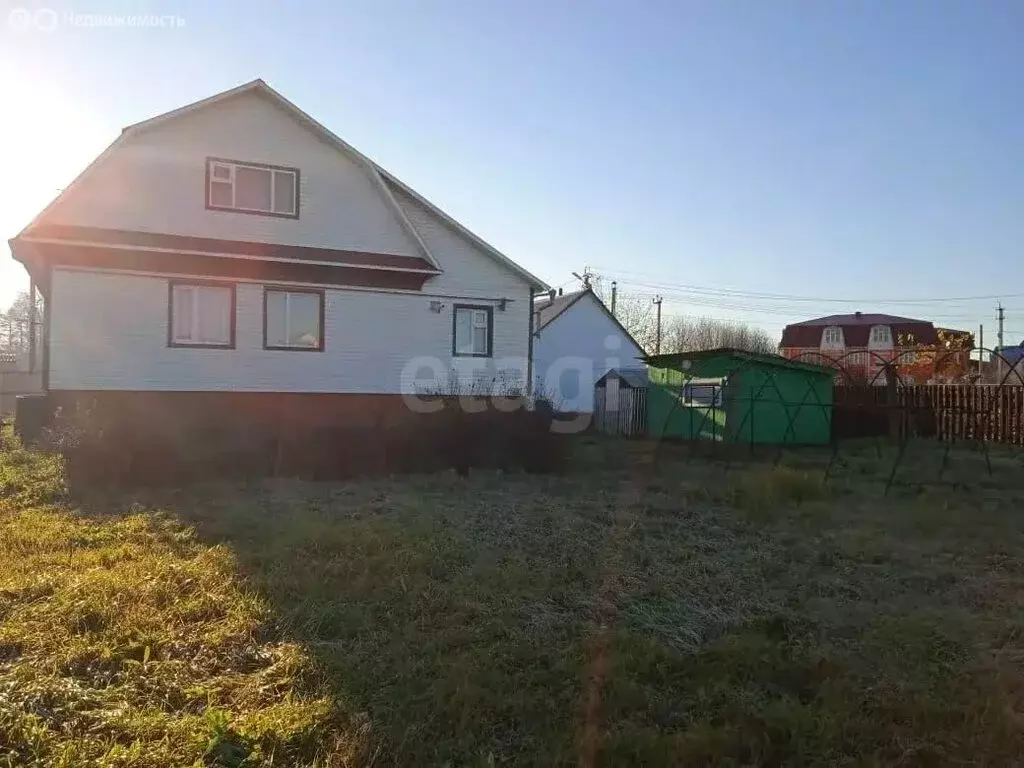 Дом в село Бураево, улица Тажи Гилязетдинова (108.2 м) - Фото 1