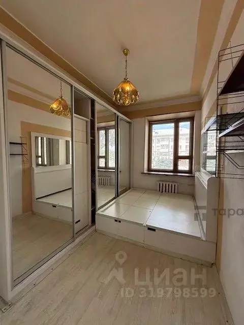 Комната Челябинская область, Челябинск ул. Воровского, 57 (11.6 м) - Фото 0