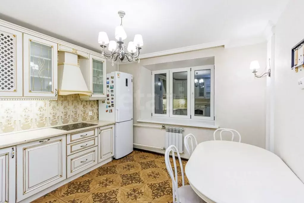 2-к кв. Тюменская область, Тюмень ул. Самарцева, 3 (66.0 м) - Фото 1