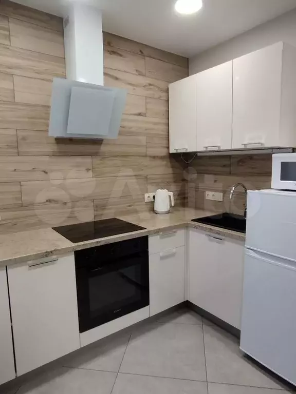 1-к. квартира, 39 м, 4/5 эт. - Фото 0