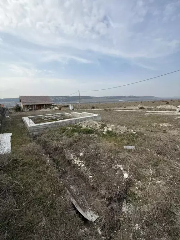Участок в Крым, Бахчисарай ул. Кузбасская (6.0 сот.) - Фото 2