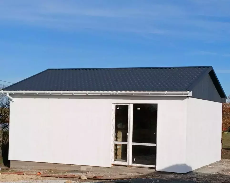 Дом в Крым, Симферопольский район, с. Доброе ул. Весенняя (42 м) - Фото 1