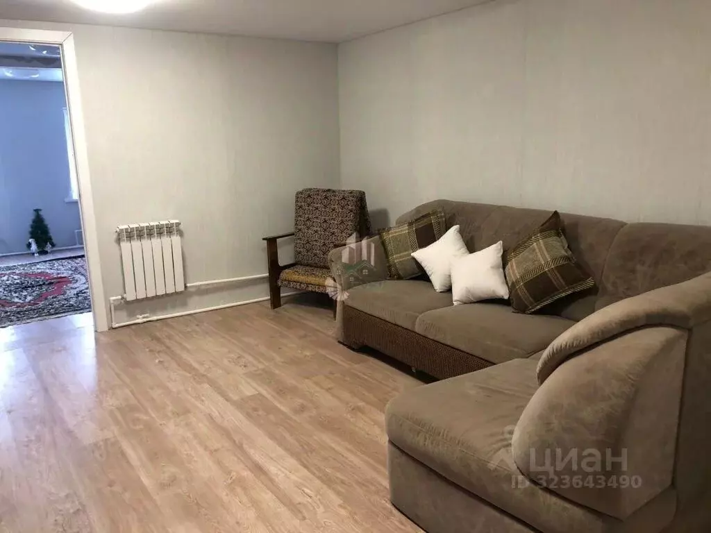 Дом в Саратовская область, Энгельсский район, Красноярское ... - Фото 1