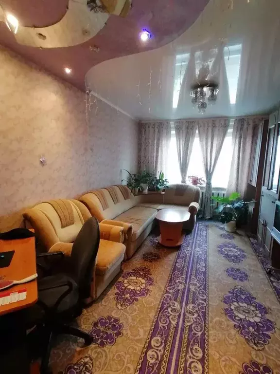 2-к кв. Пермский край, Губаха Октябрьский просп., 3 (50.0 м) - Фото 1