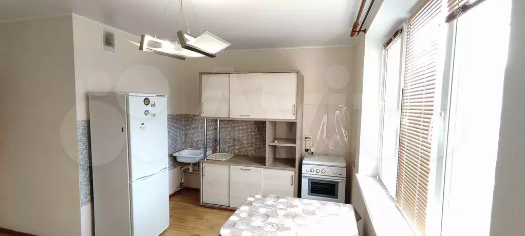 2-к. квартира, 43 м, 4/10 эт. - Фото 1