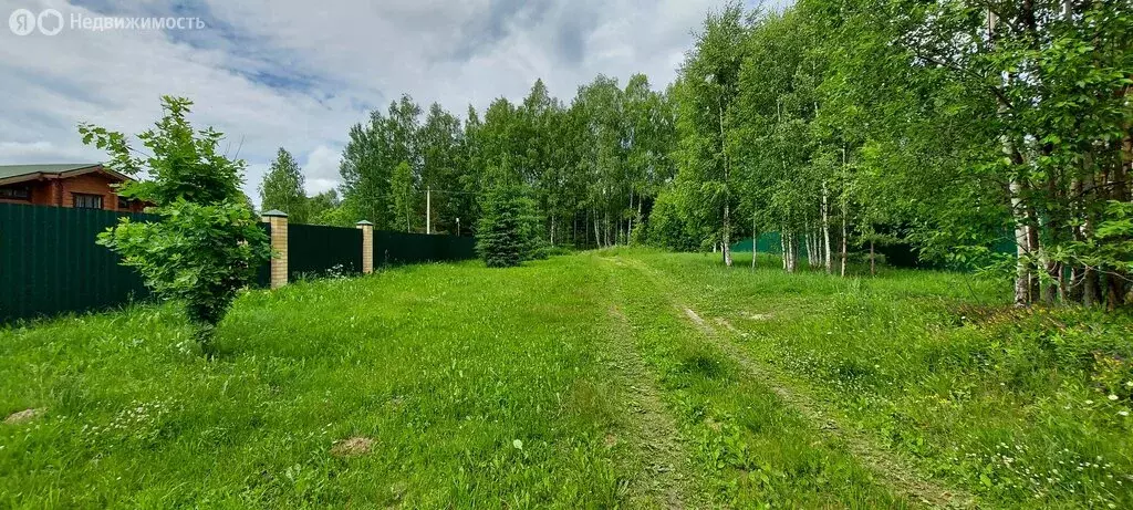 Участок в Тверская область, Старицкий муниципальный округ, деревня ... - Фото 0