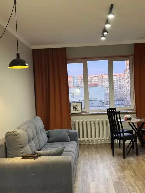 2-к кв. Красноярский край, Красноярск Северный мкр, ул. Урванцева, 10 ... - Фото 1