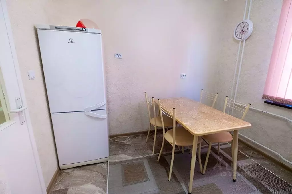 2-к кв. Воронежская область, Богучар 9 (56.0 м) - Фото 2