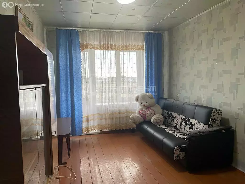 3-комнатная квартира: Собинка, улица Чайковского, 10 (51 м) - Фото 0