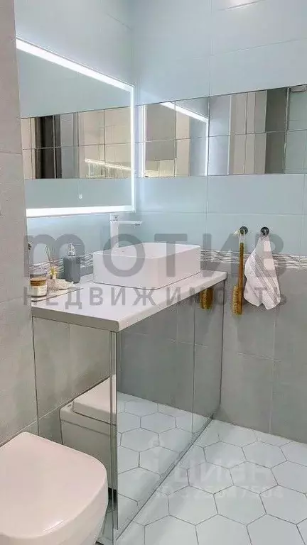 3-к кв. Тюменская область, Тюмень ул. Казачьи луга, 10 (68.9 м) - Фото 2