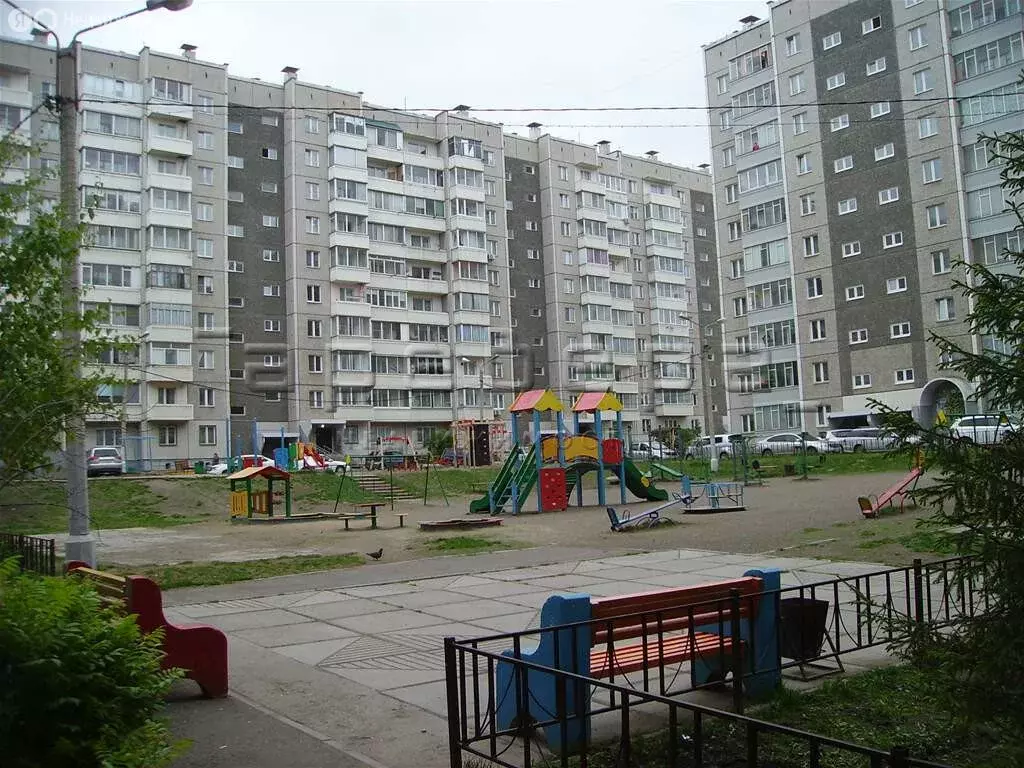 4-комнатная квартира: Красноярск, улица Алёши Тимошенкова, 129 (90 м) - Фото 1