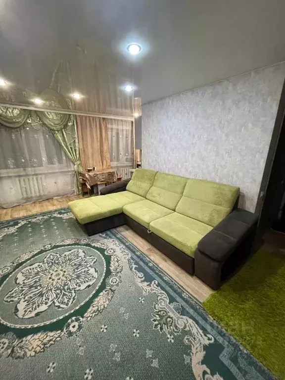 3-к кв. Хакасия, Черногорск ул. Красных Партизан, 31 (55.5 м) - Фото 0
