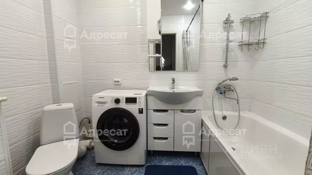 1-к кв. Волгоградская область, Волгоград ул. Академика Комарова, 57 ... - Фото 1