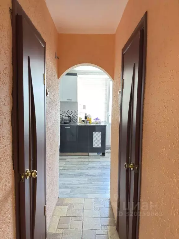 2-к кв. Крым, Кировское пгт ул. Кирова, 10 (58.0 м) - Фото 2