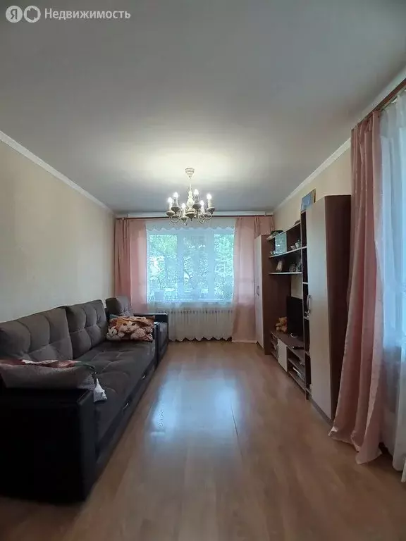 3-комнатная квартира: Уфа, улица Ферина, 5 (62.3 м) - Фото 1