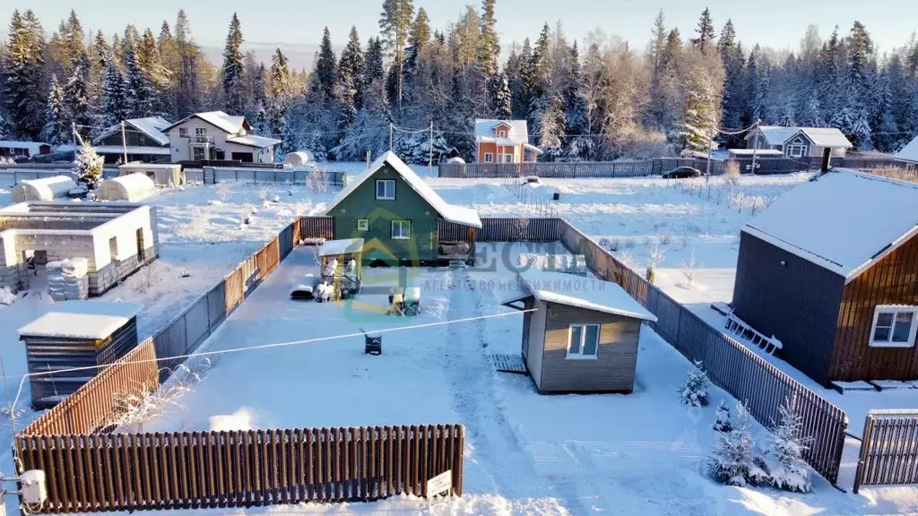 Участок в Ленинградская область, Выборгский район, Рощинское городское ... - Фото 1