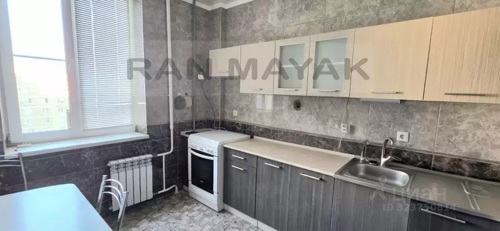 2-к кв. Адыгея, Майкоп Школьная ул., 182 (65.9 м) - Фото 2