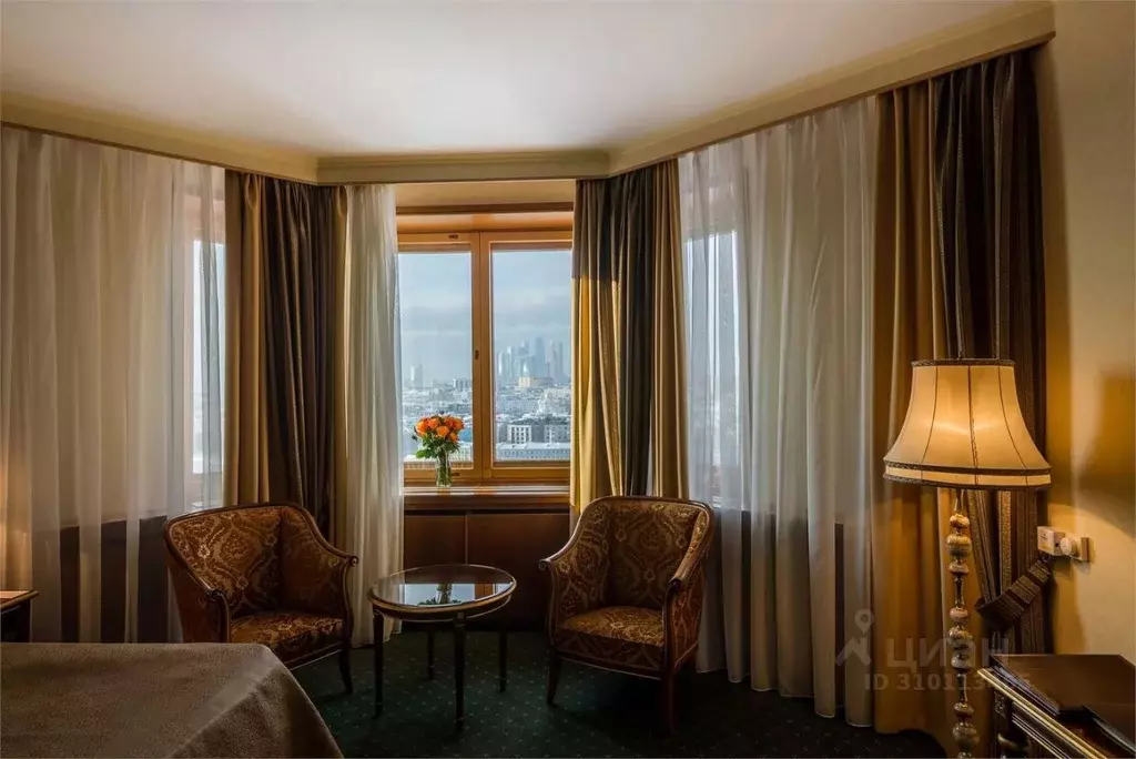 Комната Москва ул. Большая Якиманка, 24 (39.0 м) - Фото 2