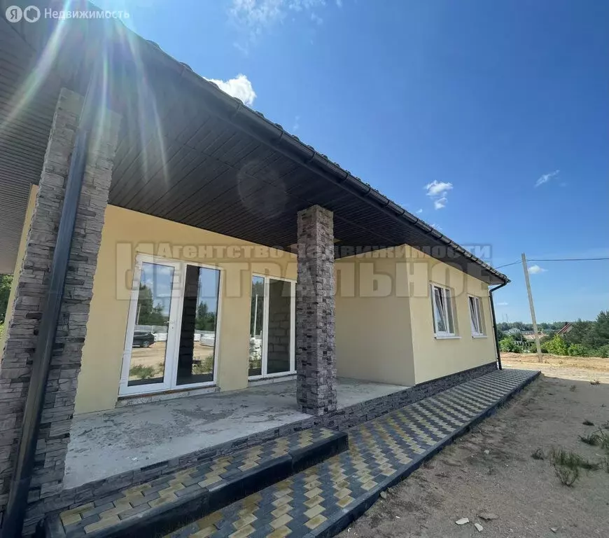 Дом в Смоленский муниципальный округ, деревня Ясенная (158 м) - Фото 0