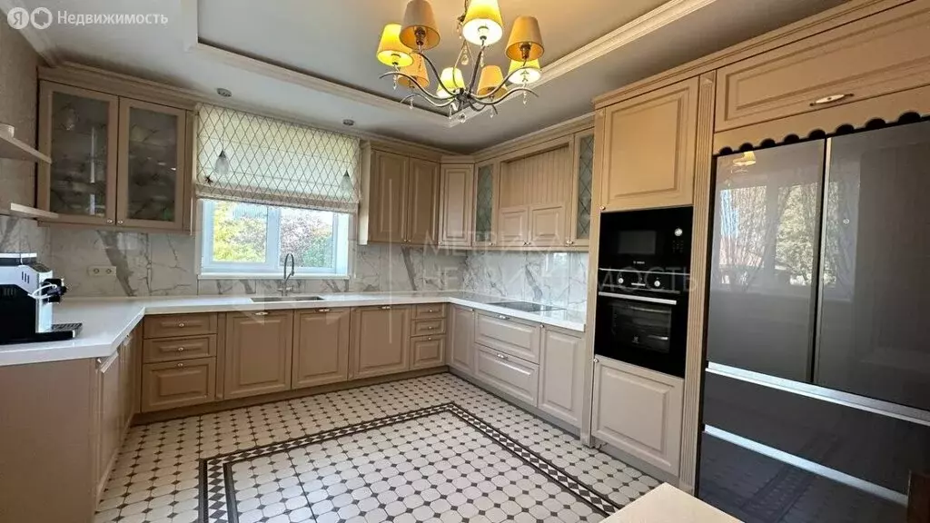 Дом в Исетское, улица 40 лет Победы (397.8 м) - Фото 0